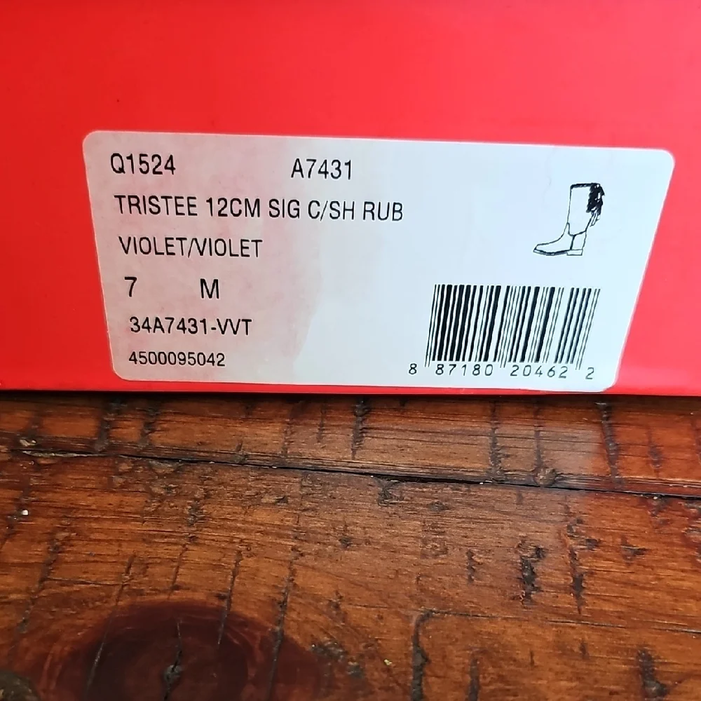 Coach Purple Winter Rain Boots with Glossy Finish - Picture 7 of 8